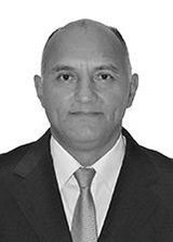 Max Valmir Ferreira