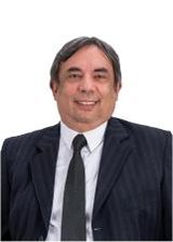 Dr. Daniel Farias