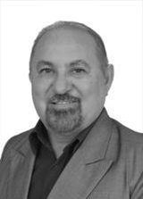 Professor Esdras Souto