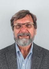 Dr Ari Hauck