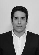 Professor Rafael Pontes