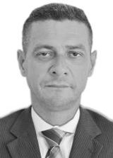 Moises Bambole