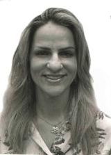 Dra Mônica Martinelli