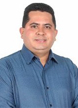 Oziel Menezes