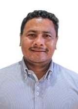 Charles  Oliveira