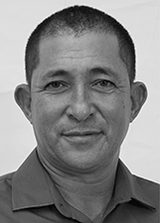 Professor Elizeu