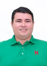 Veterinário Leandro Barbosa