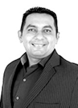 Pastor Souza