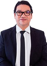 Dr Gladiston