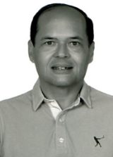 Professor Elissandro