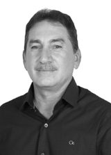 Divan Ferreira