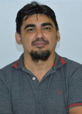 André