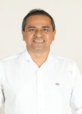 Dr Daniel Vasconcelos