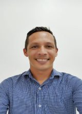 Dr Charles Cruz