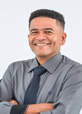 Professor Rafael Lucas