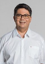 Dr Fernando
