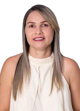 Flavia Queiroz