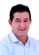 Pom Moraes