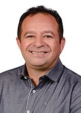 Adriano Bezerra