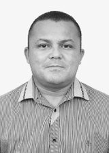 Adriano Aquino