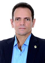 Cleudes Alves