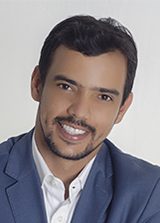 Dr. Alex Sandro