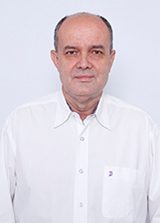 Dione da Famóveis