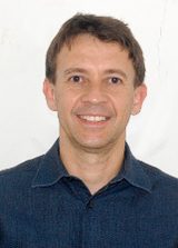 Dr Eduardo Velloso