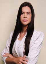 Cantora Munique Marinho