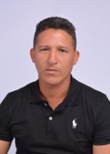 Leonardo Molhado