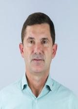 Dr Fernando