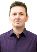 Adriano Guarda Batatinha