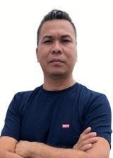 Professor Elizeu