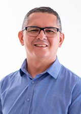 Professor Adeildo