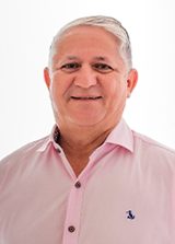 Professor Erivan
